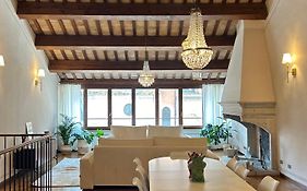 Calmaggiore Apartment